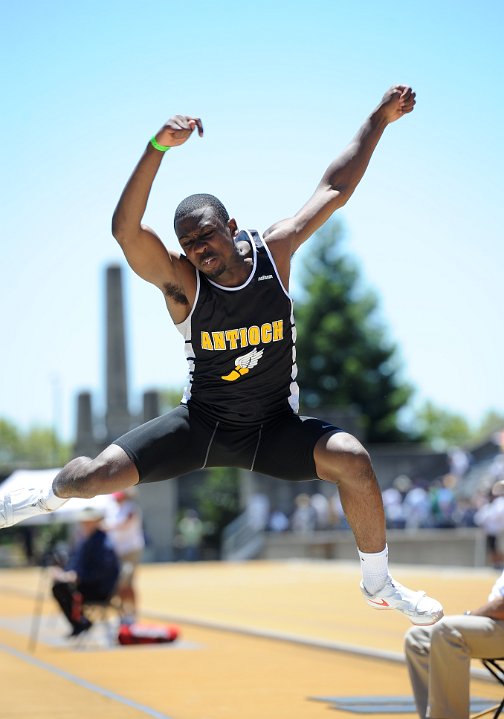 2010 NCS-MOC-145.JPG - 2010 North Coast Section Finals, held at Edwards Stadium  on May 29, Berkeley, CA